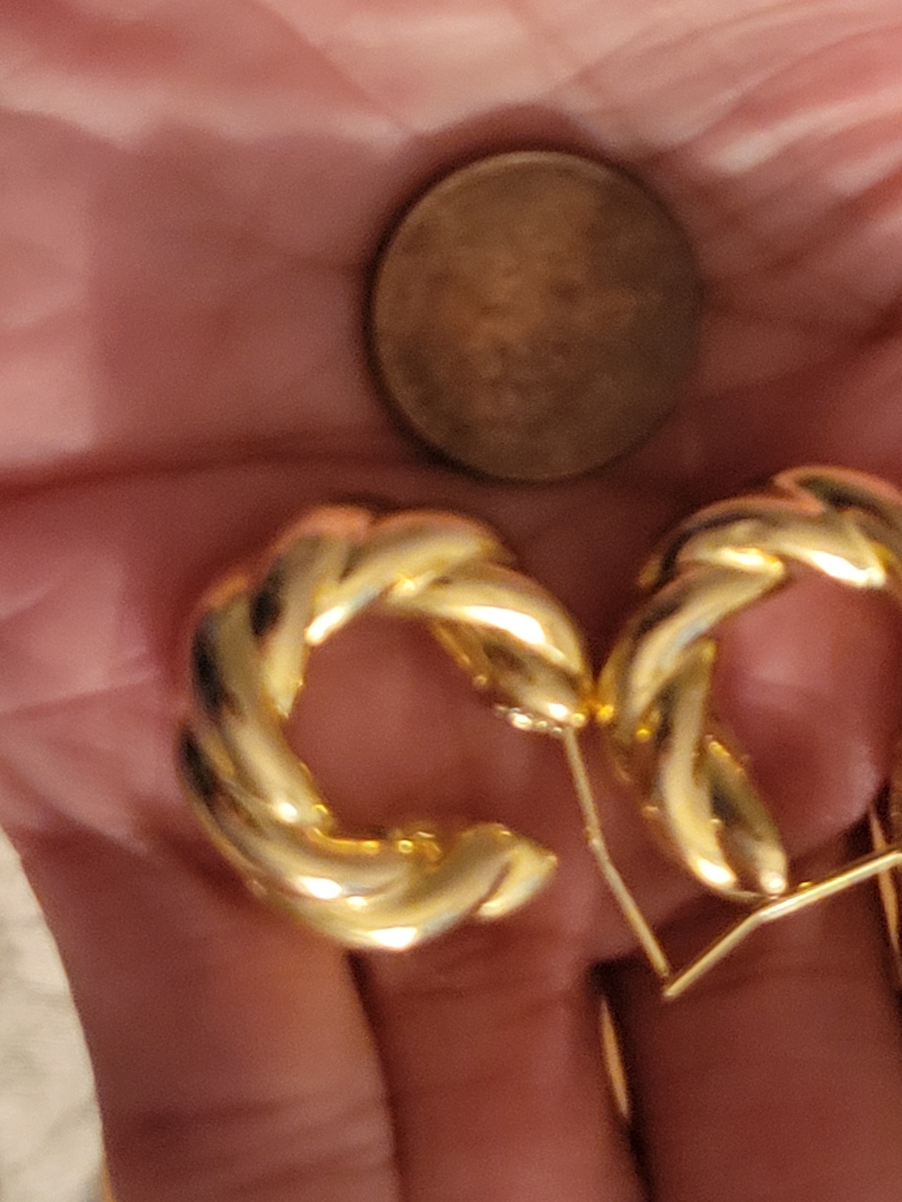 18k David Yurman Braided Solid Gold Hoop Earrings - Picture 10 of 10